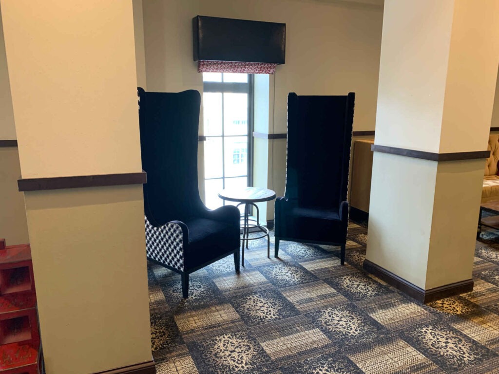 Small mezzanine area